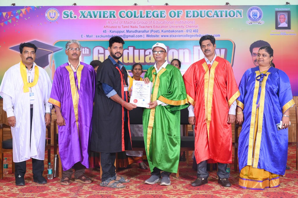 graduation function_8